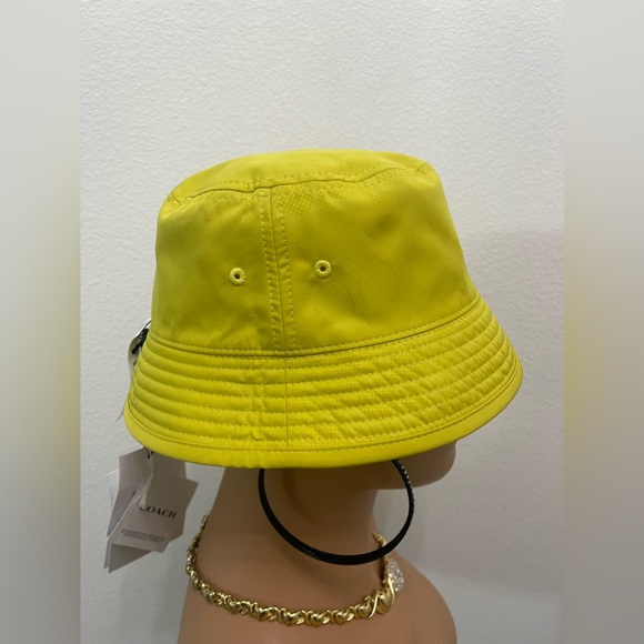 New! Coach Reversible Signature Nylon Bucket Hat (Authentic) Unisex - Picture 13 of 16